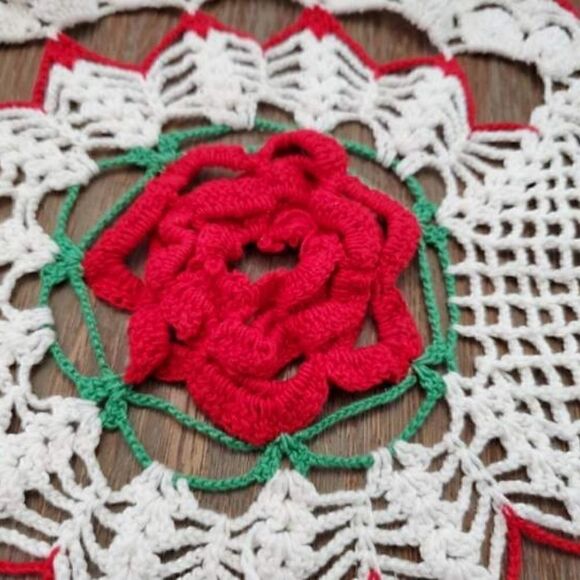 Vintage 12" 3D Rose Doily Poinsettia Red White - Picture 2 of 4